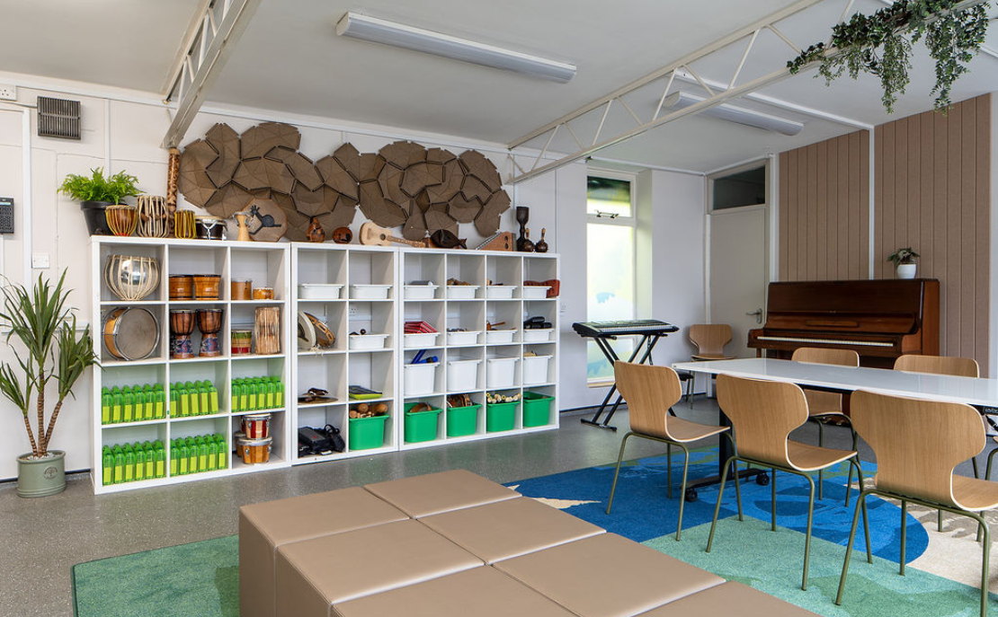 11 Eliot Bank Primary School